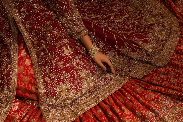 5 Ways to Make Your Wedding Outfit Truly Yours