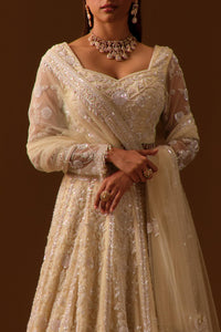Ivory Lehanga and blouse