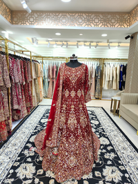 Maroon Vlevet Trail Gown